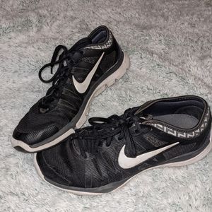 nike running shoes